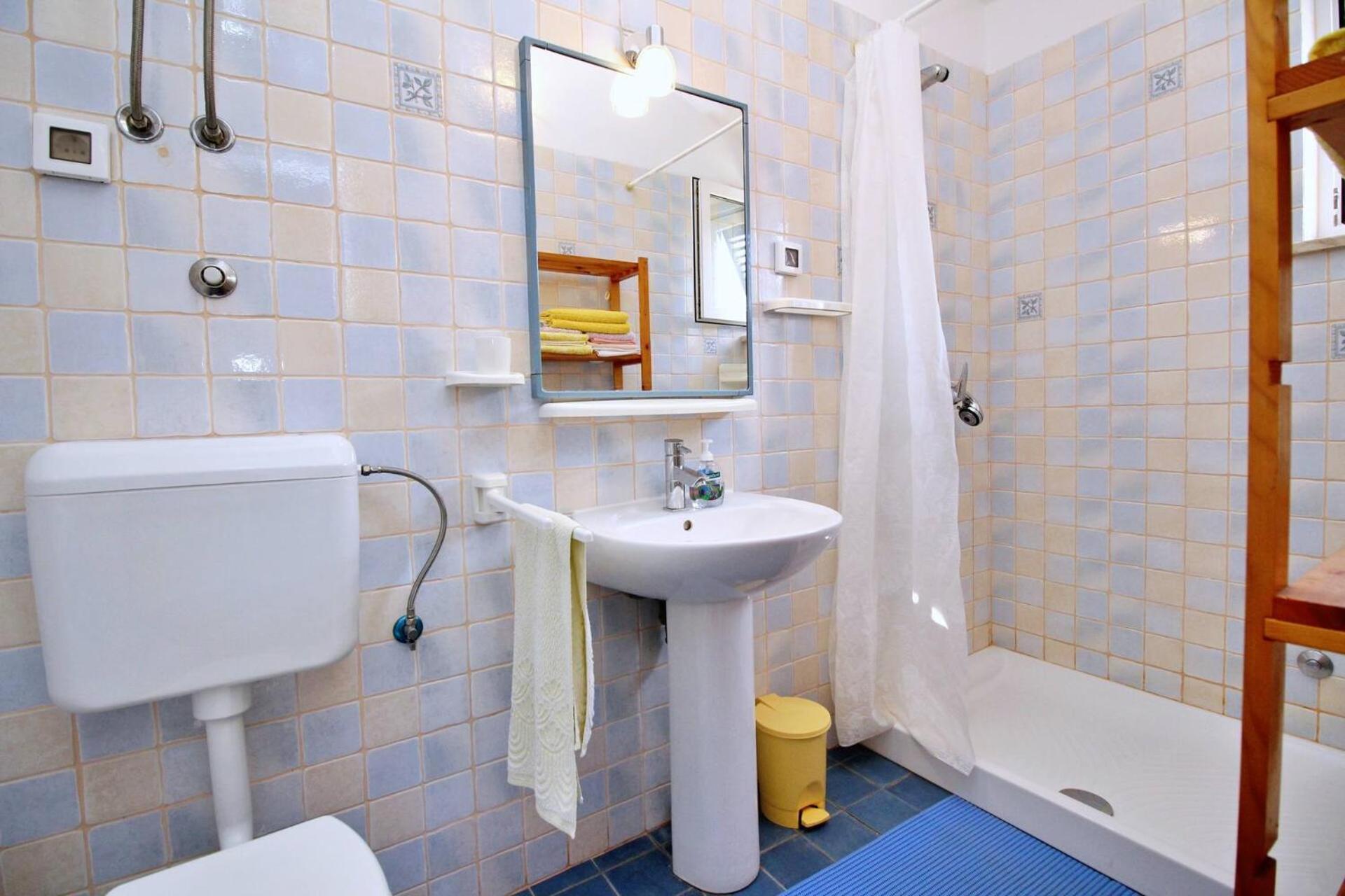 Apartment Bujas 실로 외부 사진