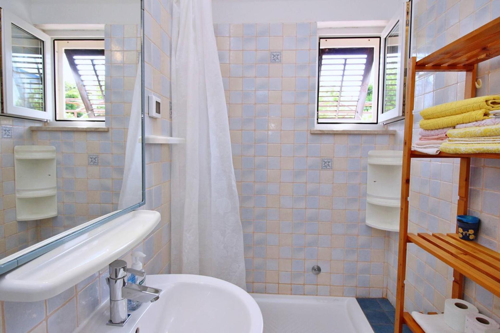 Apartment Bujas 실로 외부 사진